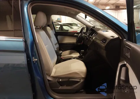 2018 Volkswagen Tiguan 2.0T Se/2.0T Sel z USA, uszkodzony, nr VIN 3VV2B7AX8JM021427